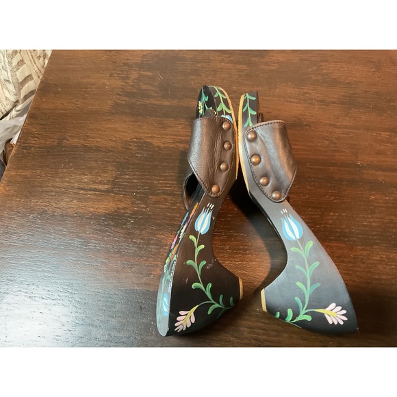 Mystique Wedge Sandals Floral Painted Brown Leather Adjustable‎ Buckle Size 9 - Picture 6 of 12